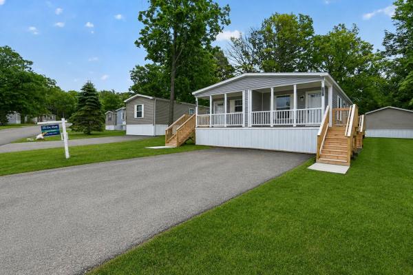 2026 Redman Homes 007RENW-1452H21D1AD1  Home