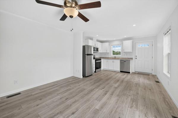 2026 Redman Homes 007RENW-1452H21D1AD1  Home