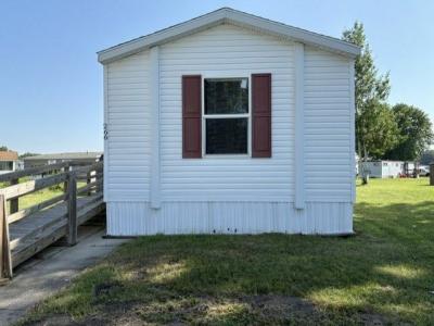 Mobile Home at 1001 Mayflower Road #266 South Bend, IN 46619