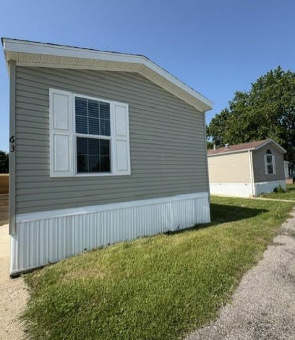 Photo 1 of 2 of home located at 1001 Mayflower Road #63 South Bend, IN 46619