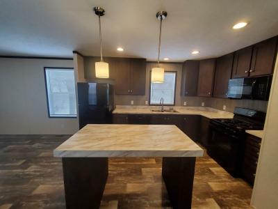 Mobile Home at 17 Mockingbird Dr Orion Township, MI 48359