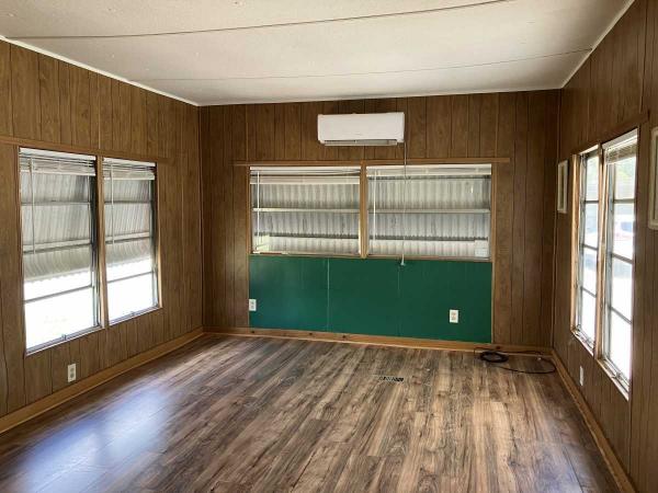  Mobile Home For Sale