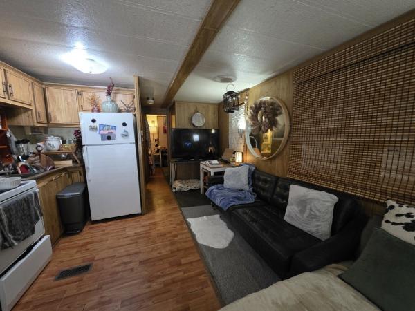 1984 TOWN  Home