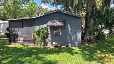 Mobile Home at 2320 Eslinger Rd New Smyrna Beach, FL 32168