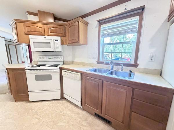 2006 Manufactured Home