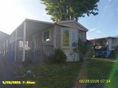Mobile Home at 56 Manor Loop Roseburg, OR 97471