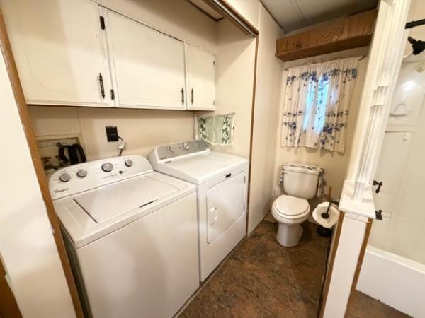 1984 Mobile Home