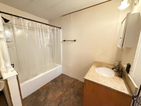1984 Mobile Home
