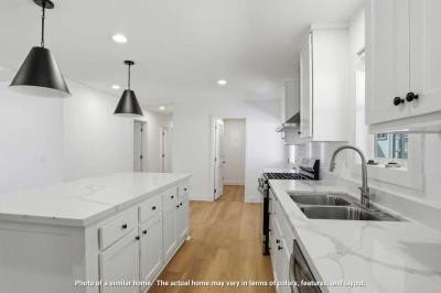 Photo 3 of 8 of home located at 2150 Almaden Rd. #17 San Jose, CA 95125
