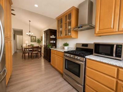 Photo 3 of 7 of home located at 2150 Almaden Rd. #65 San Jose, CA 95125
