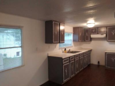 Photo 3 of 7 of home located at 1701 Skipper Rd #155 Tampa, FL 33613