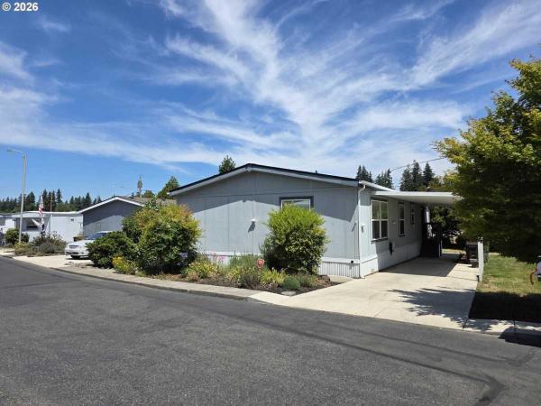 2002 HOMB Mobile Home For Sale