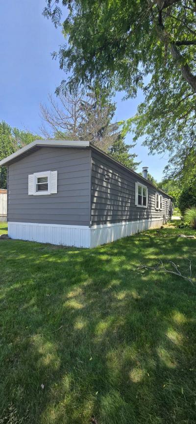 Photo 3 of 16 of home located at 202 Brittany Dr Lansing, MI 48906