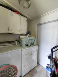 1988 Skyline Manufactured Home