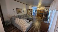 1999 Holly Park Manufactured Home