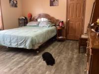 1999 Holly Park Manufactured Home