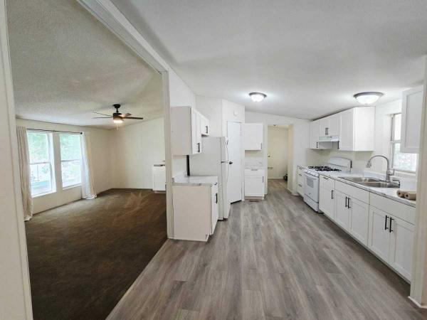 1999 CAVCO AP-5624C Manufactured Home
