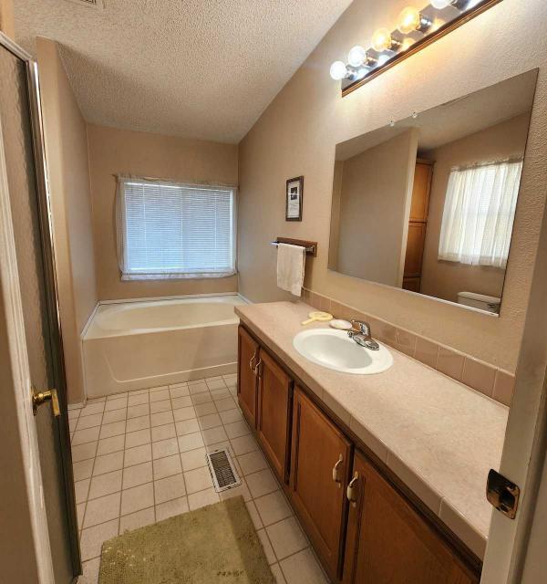 2002 Champion Home Builders Infinity ll Manufactured Home