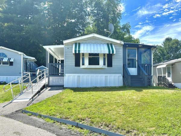 1989 Jay 7300AA Mobile Home