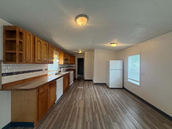 Photo 1 of 2 of home located at 1236 North Oaklane Road Lot 128 Springfield, IL 62707
