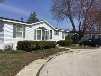 Mobile Home at 297 West Hillsdale Holland, OH 43528