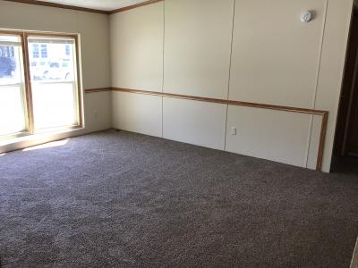 Photo 4 of 8 of home located at 297 West Hillsdale Holland, OH 43528
