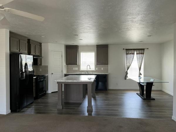 2020 Clayton - Middlebury Eisenhower 5228 - 9001 Mobile Home