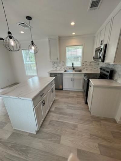 Photo 5 of 30 of home located at 28229 Cr 33, Lot W275 Leesburg, FL 34748