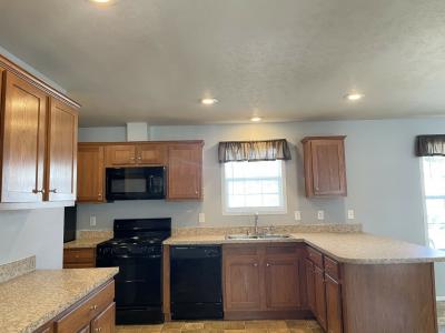Mobile Home at 6131 Bentwood Circle East White Lake, MI 48383