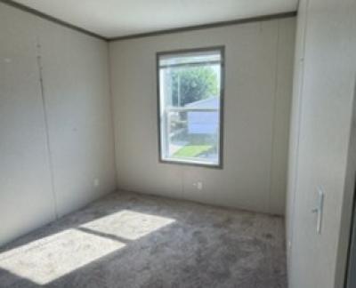 Photo 5 of 6 of home located at 17126 Diane Drive Davisburg, MI 48350