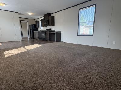 Mobile Home at 37965 Verona Dr Clinton Township, MI 48036