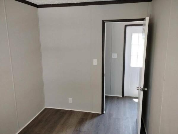 2022 270PU16663U  Home