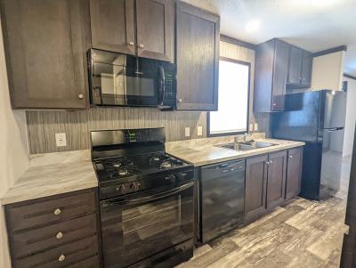 Mobile Home at 662 Oregon Belleville, MI 48111