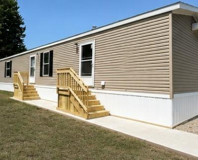 Photo 2 of 6 of home located at 636 Ivy Lane #48 Wyoming, MI 49509