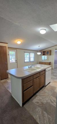 2001 Skyline Manufactured Home