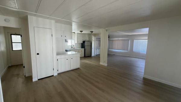 1977 BUCKINGHAM Manufactured Home