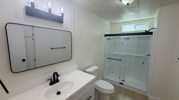 1977 BUCKINGHAM Manufactured Home