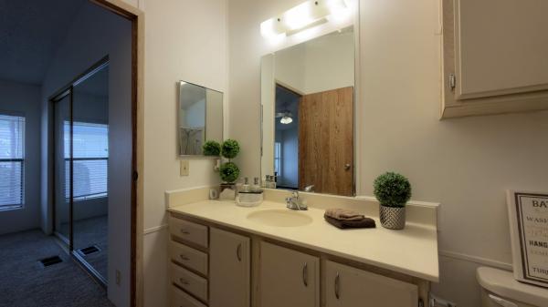1988 Silvercrest Bradford House  Home