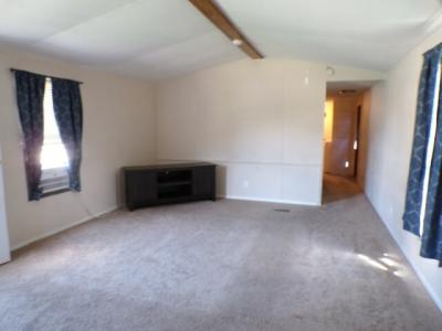 Photo 5 of 18 of home located at 554 Camelot Manor Portage, IN 46368