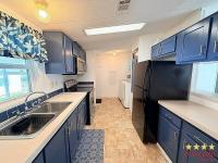 2002 WINN  Home