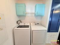 2002 WINN  Home