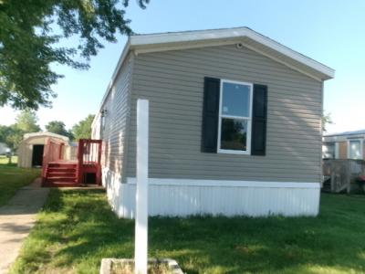 Mobile Home at 226 Colonial Drive Kendallville, IN 46755