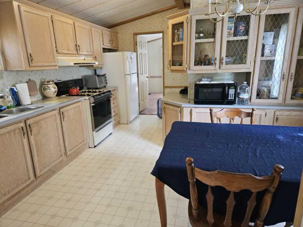 1991 PINEGROVE Mobile Home