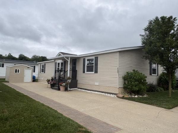 1999 Schult Mobile Home For Sale