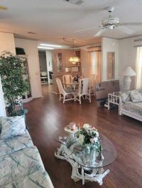 1984 Suncoast M.H. Manufactured Home