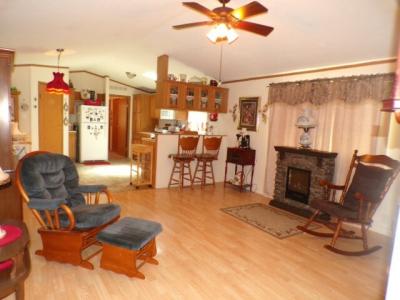 Photo 5 of 19 of home located at 720 Camelot Manor Portage, IN 46368