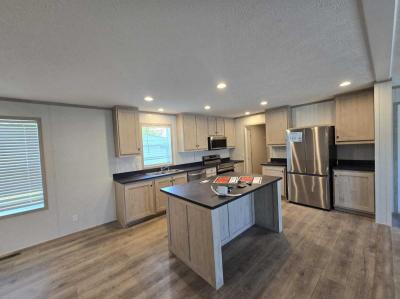 Photo 2 of 11 of home located at 1496 On A way Avenue Mansfield, OH 44906