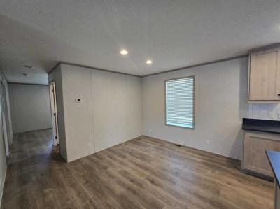 Photo 3 of 11 of home located at 1496 On A way Avenue Mansfield, OH 44906