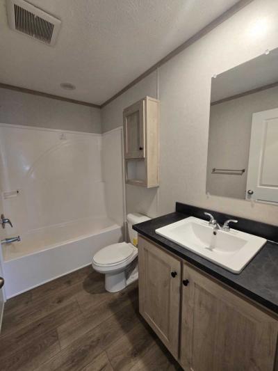 Photo 5 of 11 of home located at 1496 On A way Avenue Mansfield, OH 44906