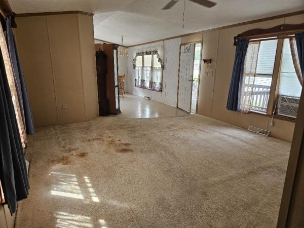 2003 PINEGROVE Mobile Home